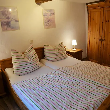 Altes Winzerhaus - Hébergement de vacances Burgen (Bernkastel-Wittlich)